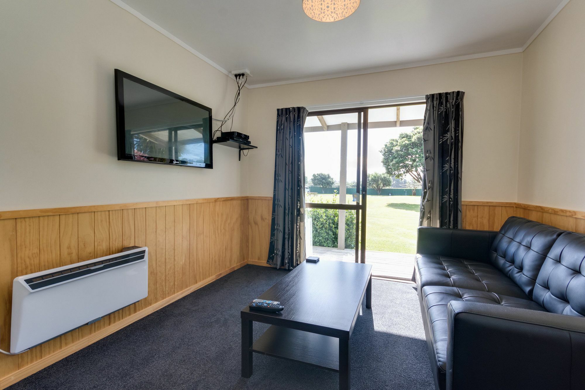 Wellington Top 10 Holiday Park Lower Hutt Exterior foto